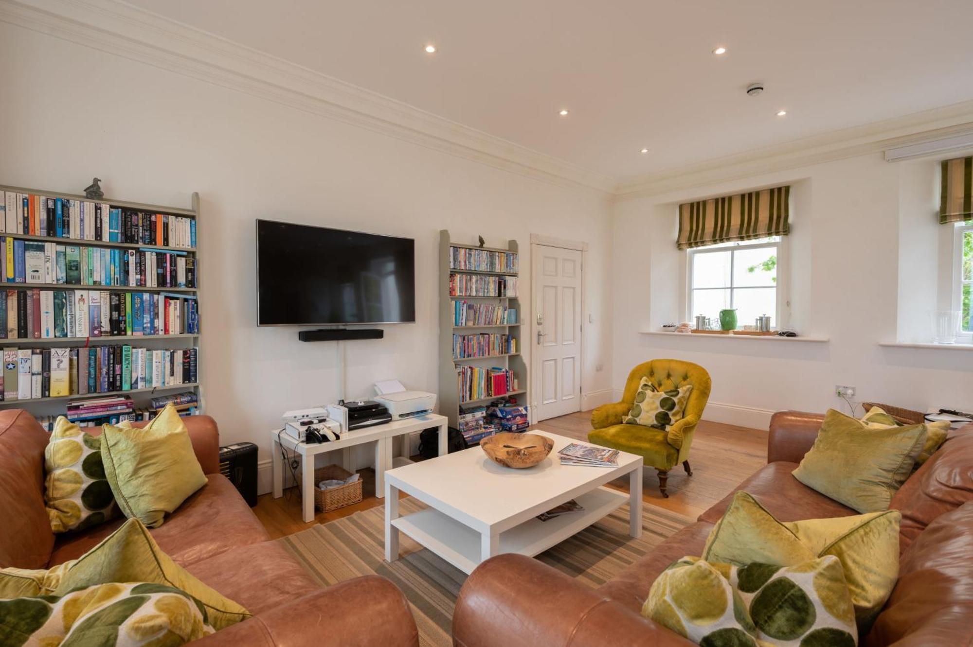 Alexander House 18 - East Wing - Self Catering Villa ออคเทอราร์เดอร์ ภายนอก รูปภาพ